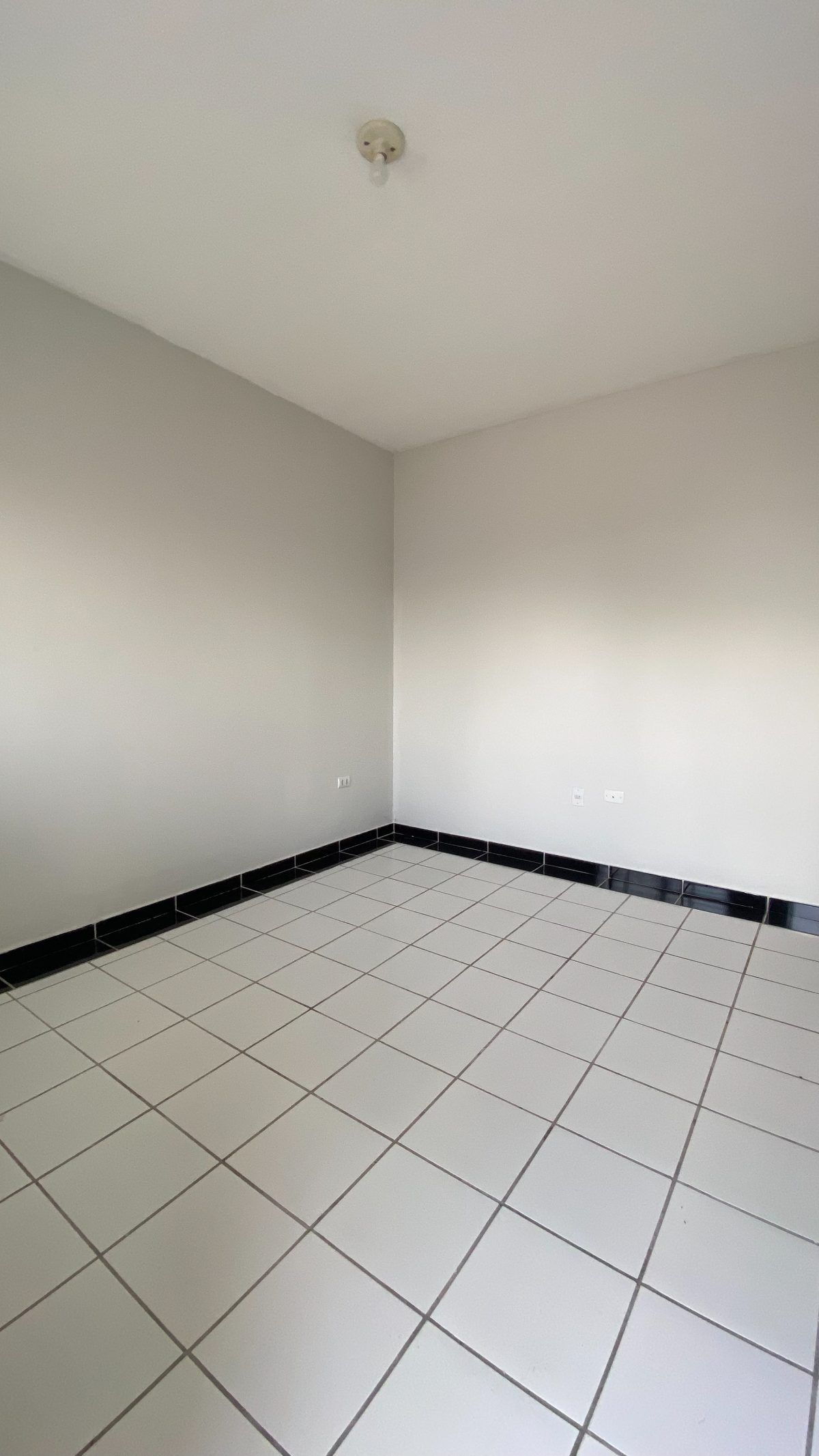 Apartamento para alugar no Araés em Cuiabá – 1 quarto grande, sala ampla e 1 vaga — 1
