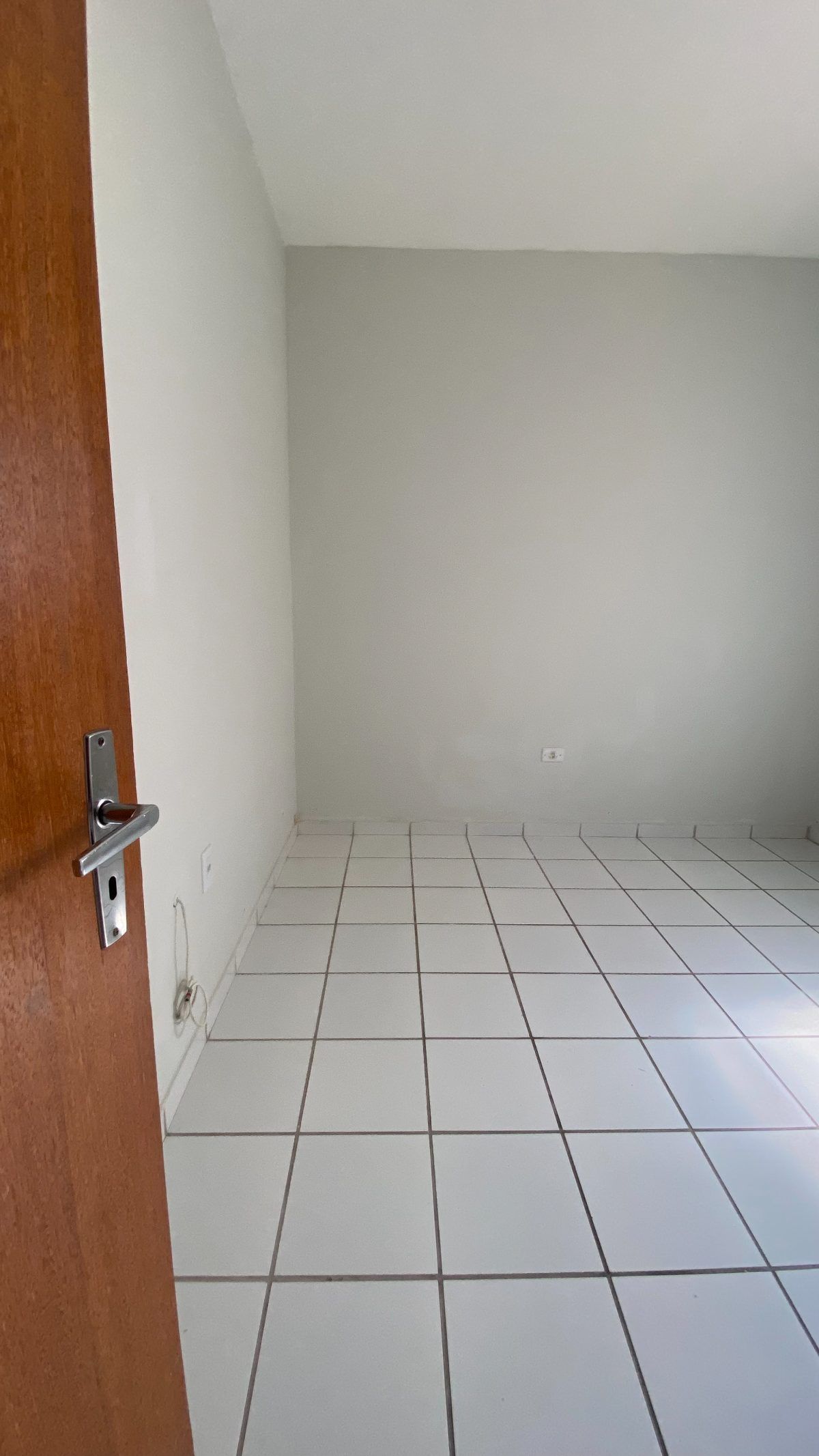 Apartamento para alugar no Araés em Cuiabá – 1 quarto grande, sala ampla e 1 vaga — 15