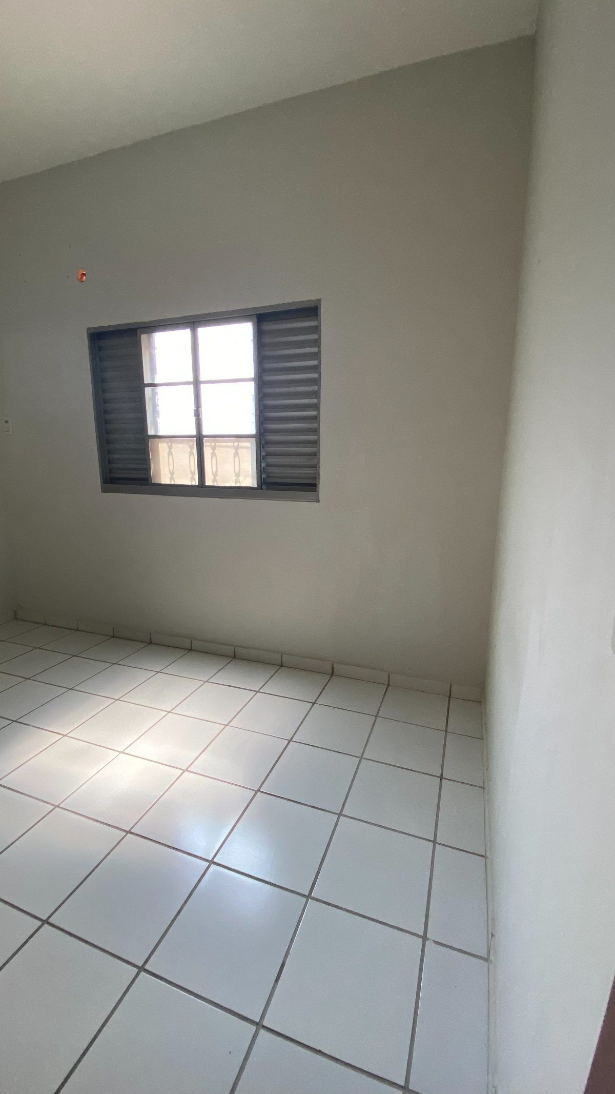 Apartamento para alugar no Araés em Cuiabá – 1 quarto grande, sala ampla e 1 vaga — 17