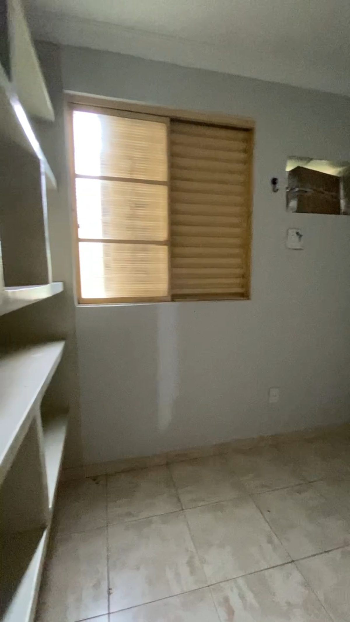 Apartamento 2 Quartos Próximo ao Shopping Pantanal — 12