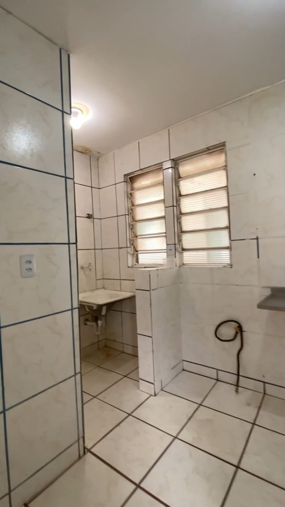 Apartamento 2 Quartos Próximo ao Shopping Pantanal — 5