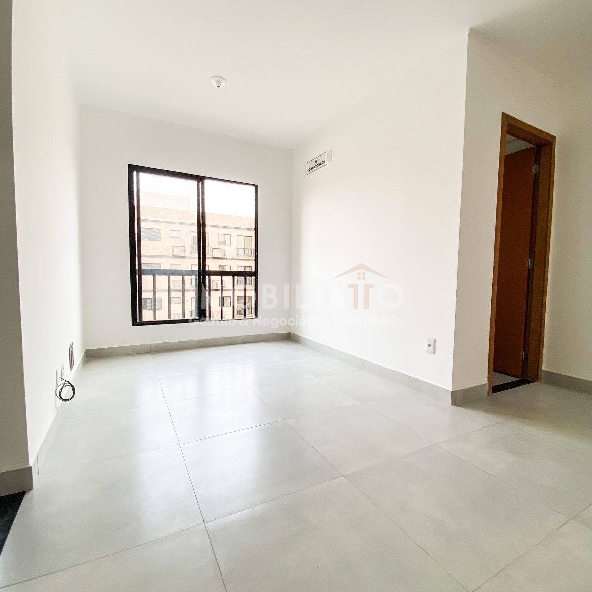 Apartamento 2 Quartos Próximo a UNIC — 2
