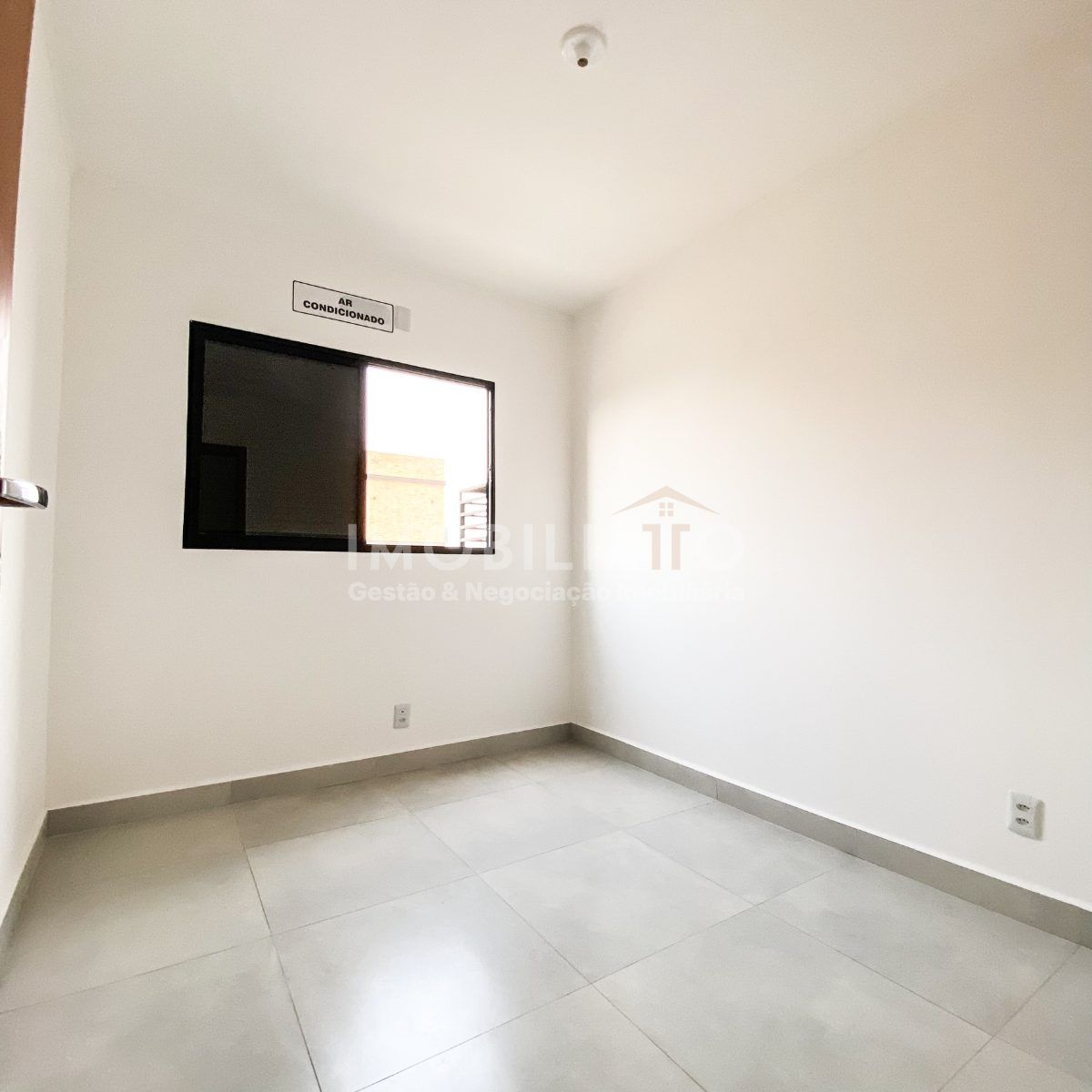 Apartamento 2 Quartos Próximo a UNIC — 7