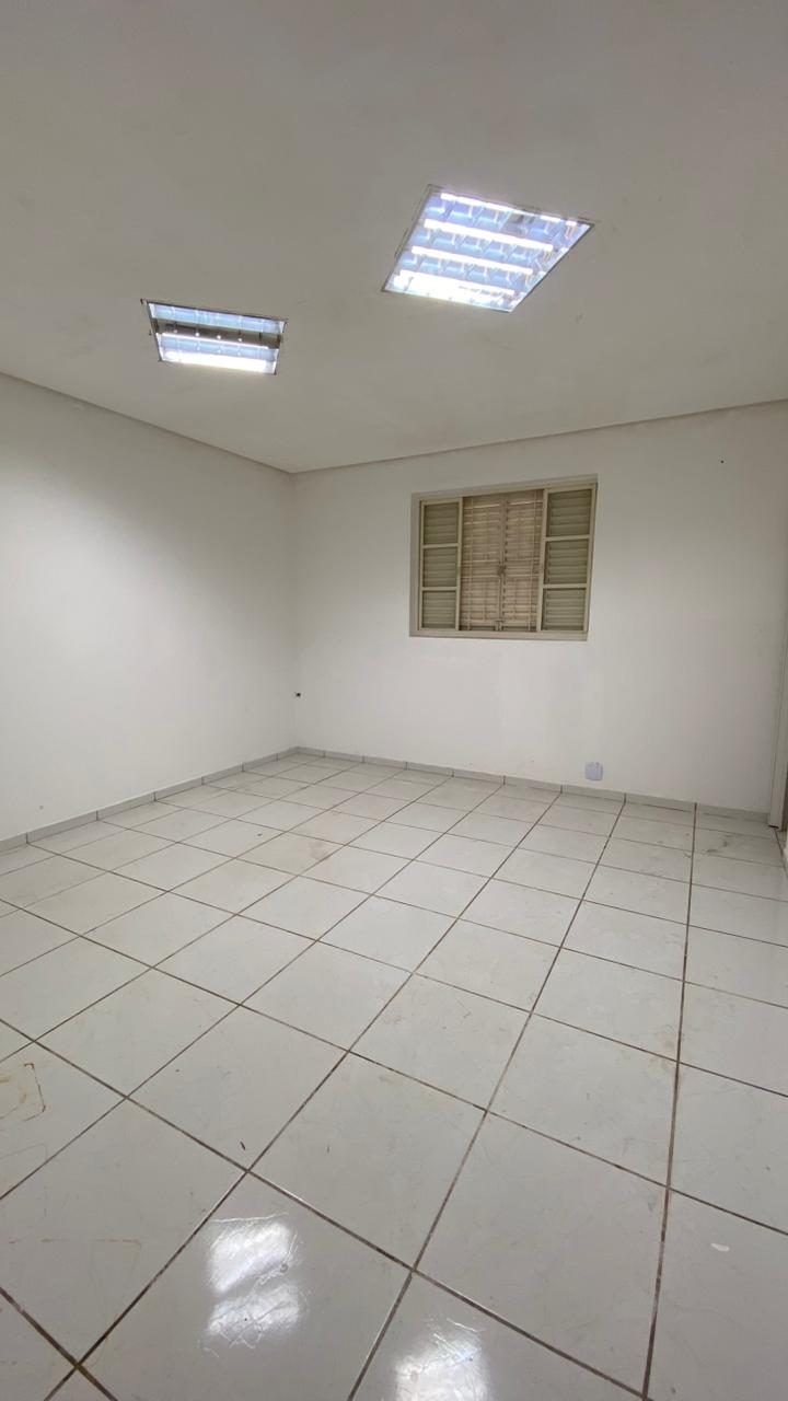 Centro Comercial — 10