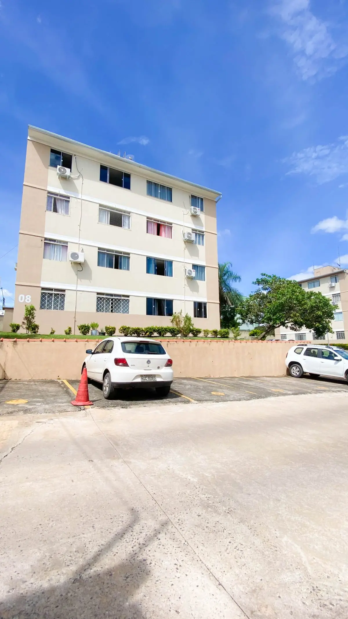 Apartamento Semi Mobiliado com 2 quartos ao lado do parque das águas