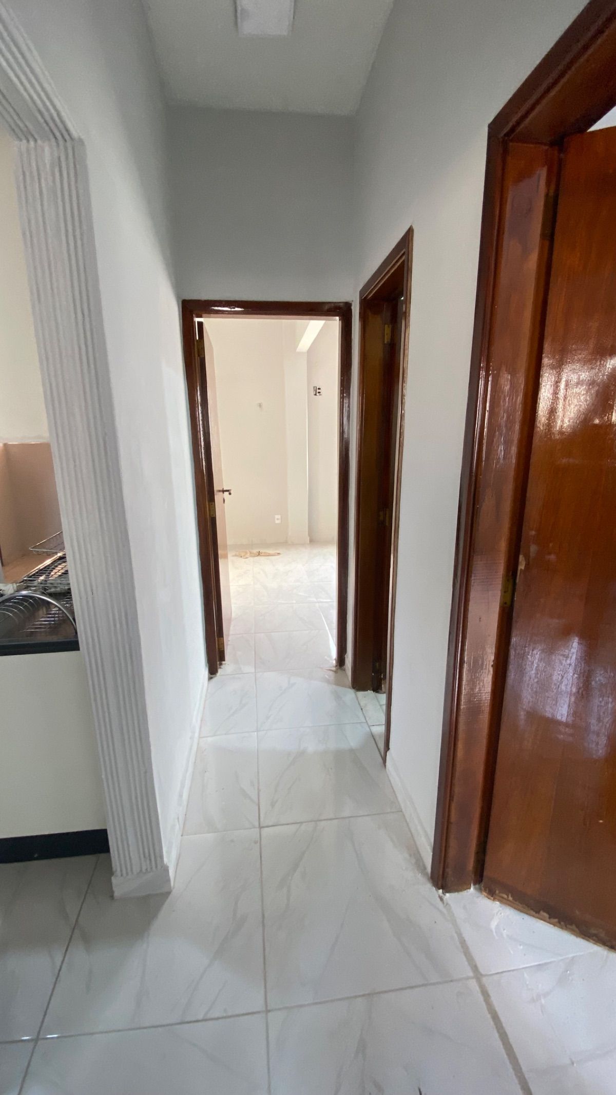 Apartamento térreo para locação no Centro Sul em Cuiabá – 2 quartos grandes e 1 vaga — 6