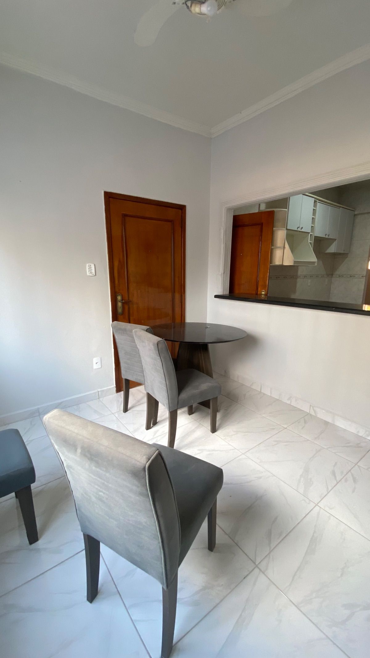 Apartamento térreo para locação no Centro Sul em Cuiabá – 2 quartos grandes e 1 vaga — 9
