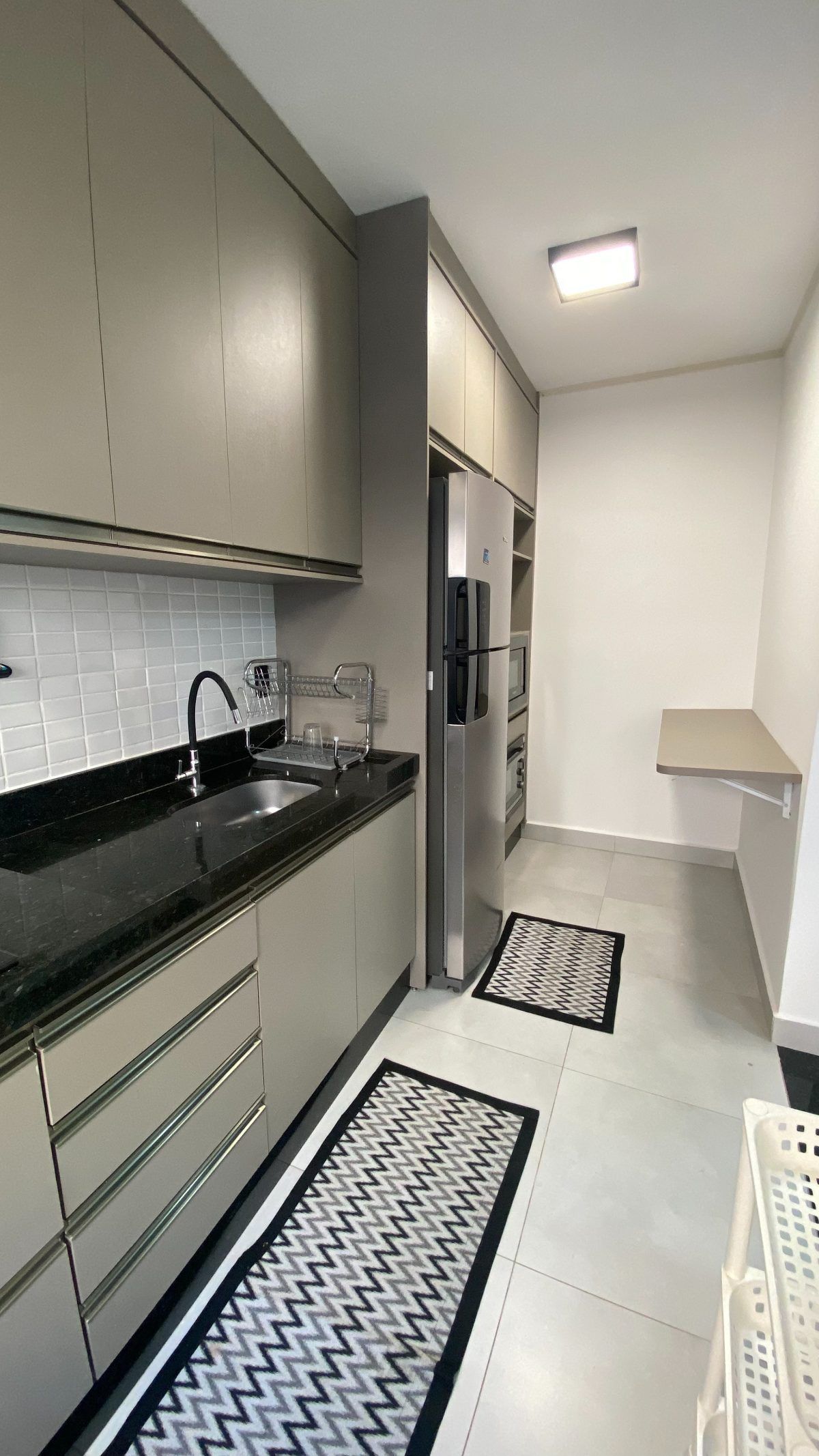 Apartamento mobiliado para locação no Condomínio Bela Marina em Cuiabá – 2 quartos e 2 vagas — 20